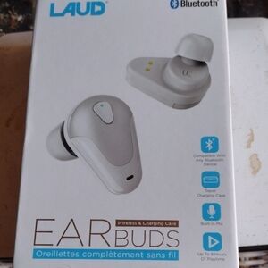 LAUD Wireless Earbuds with Charging Case - White NWT